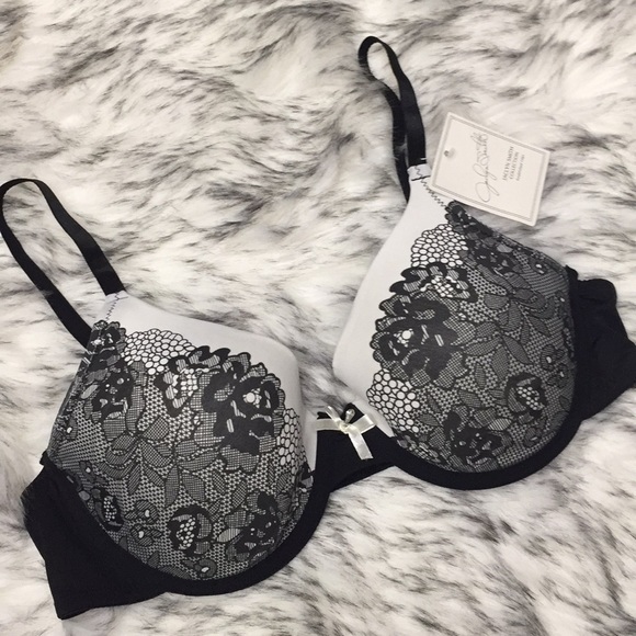 NWT JACLYN SMITH Lightly Lined T-Shirt Bra - Picture 2 of 4